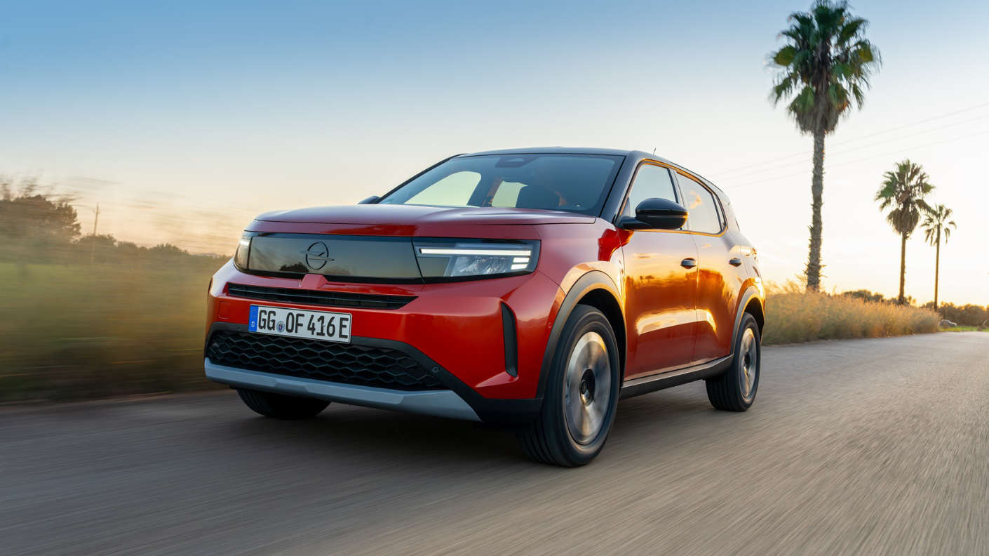 Оголошено ціни на гібридний Opel Frontera: автомобілі прямують в Україну, відкрито прийом замовлень