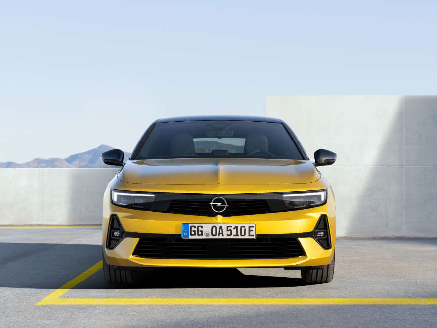 Opel Astra, вигляд спереду