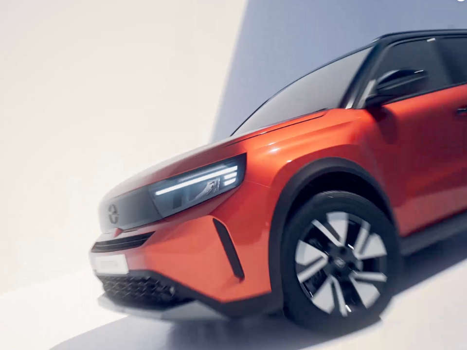 Opel Frontera, фари IntelliLux HD LED